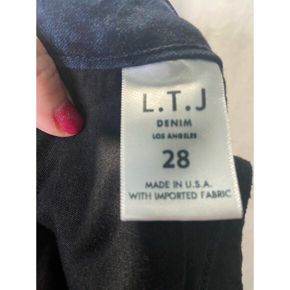 Letters to Juliet jeans size 28 style is Juliet - Picture 7 of 7